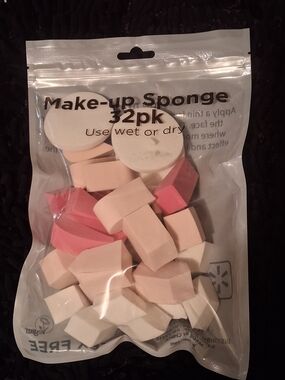 Make-up Sponge Set 32pc - Pink & Cream Blenders